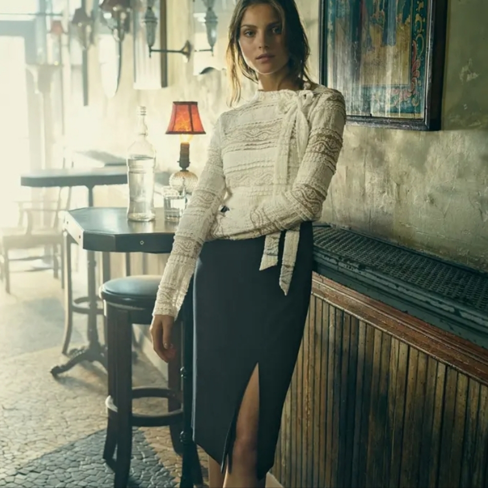 Zara Blouse - Picture 14 of 14